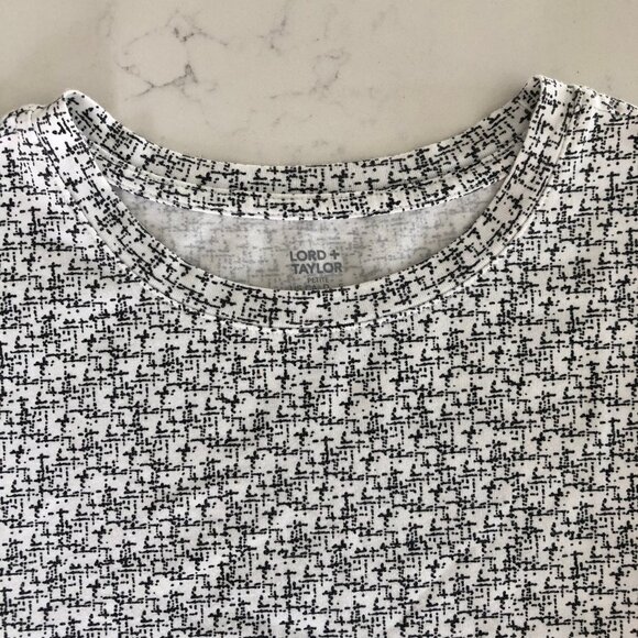 Lord + Taylor Petite Casual SS Crew Neck Cotton Print Top White + Black Sz LP - Picture 2 of 8